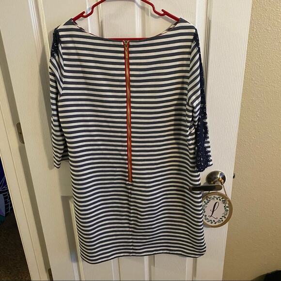 Eliza J Striped Navy & White Zipper Back Shift Dress w/ Lace Detail Size 14 - Picture 2 of 8